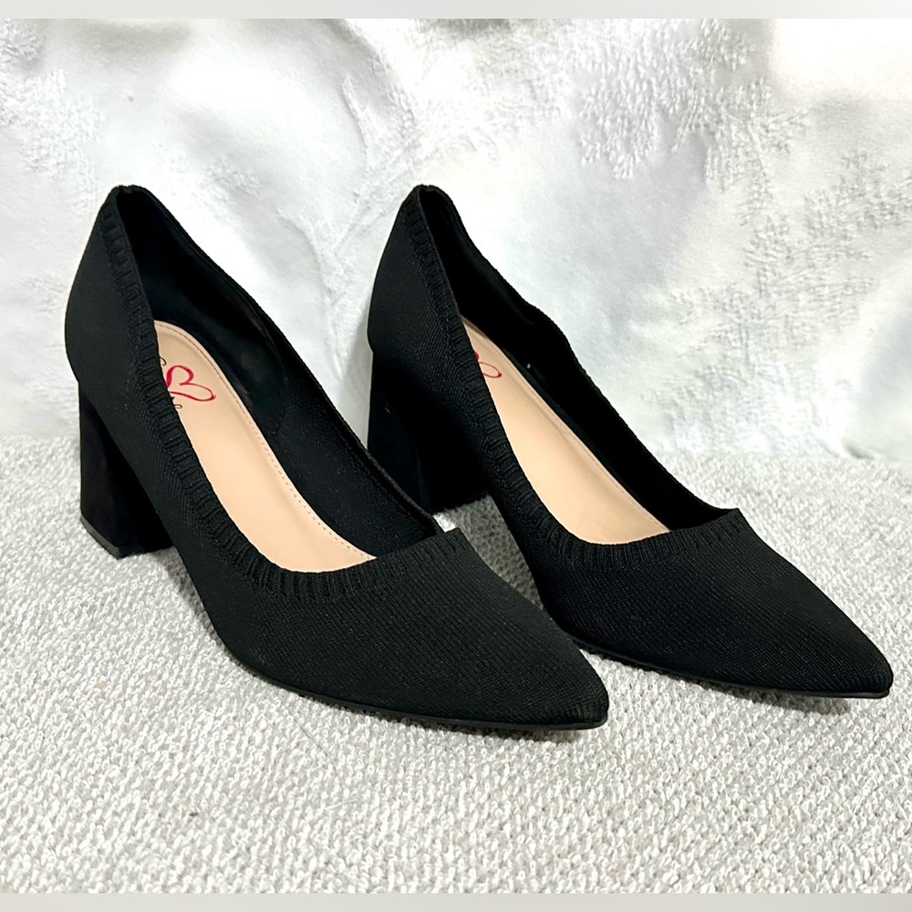Black Block Heel Pointed-Toe Pumps S0015